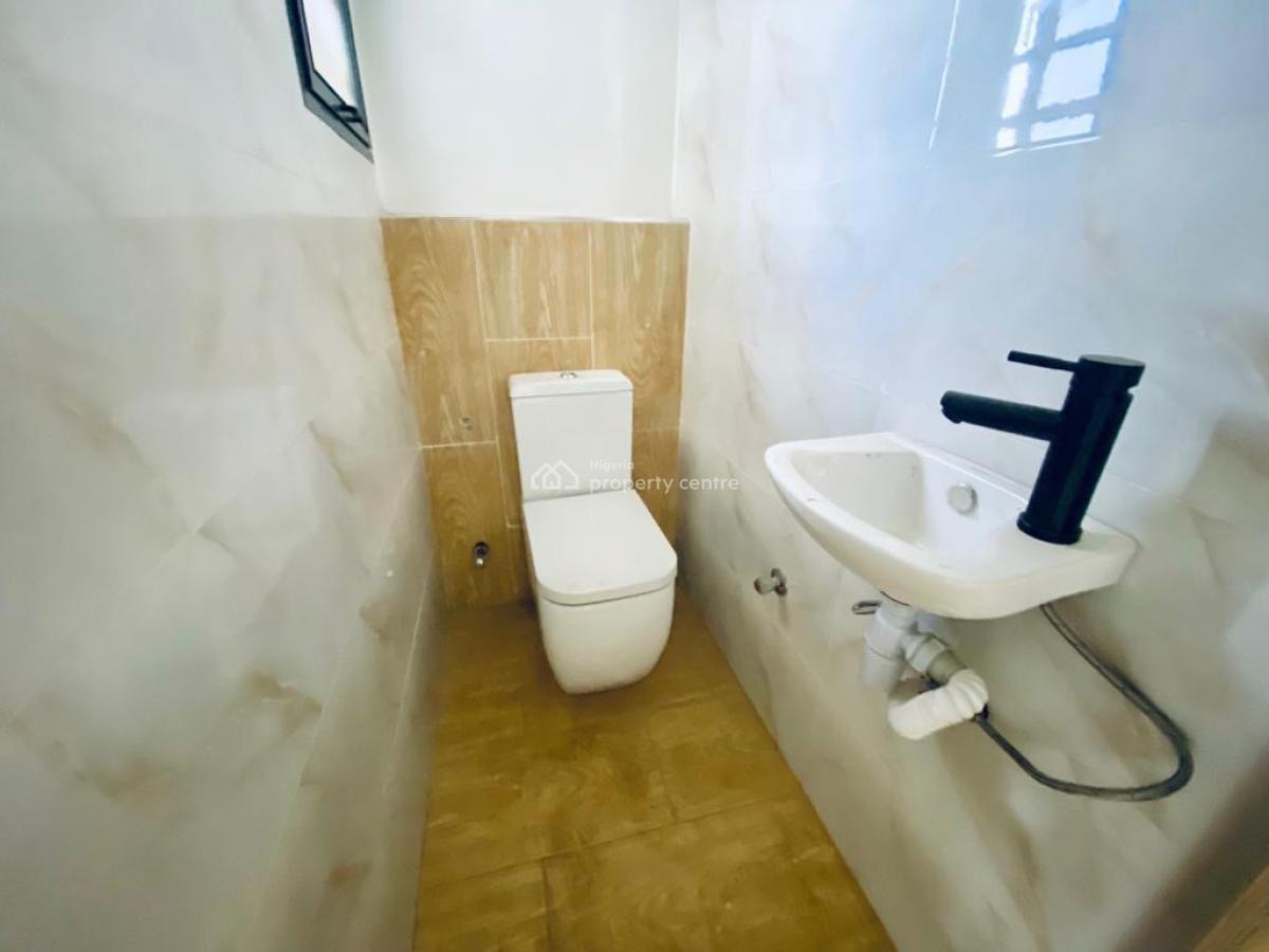 Fully Serviced 3 Bedrooms Flats with Bq on 6th Floor, Lekki Right, Lekki Phase 1, Lekki, Lagos, Flat / Apartment for Rent