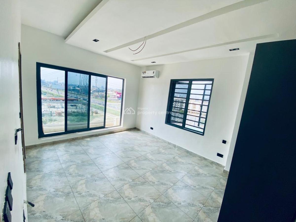 Fully Serviced 3 Bedrooms Flats with Bq on 6th Floor, Lekki Right, Lekki Phase 1, Lekki, Lagos, Flat / Apartment for Rent