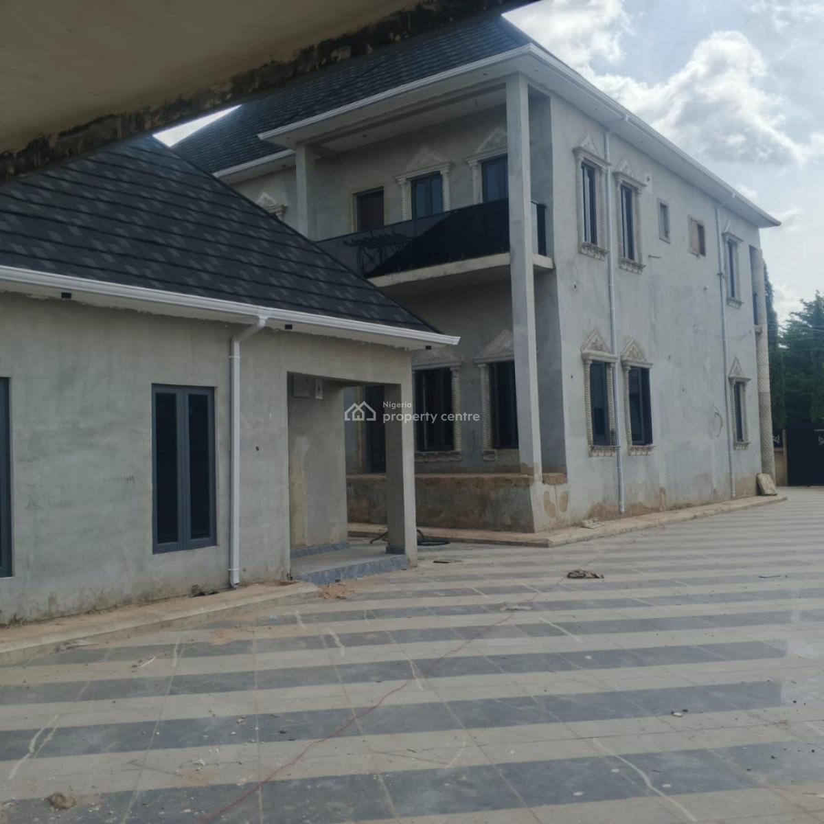 Luxury 6 Bedroom Mansion, Guzape By Nnpc, Guzape District, Abuja, Detached Duplex for Sale