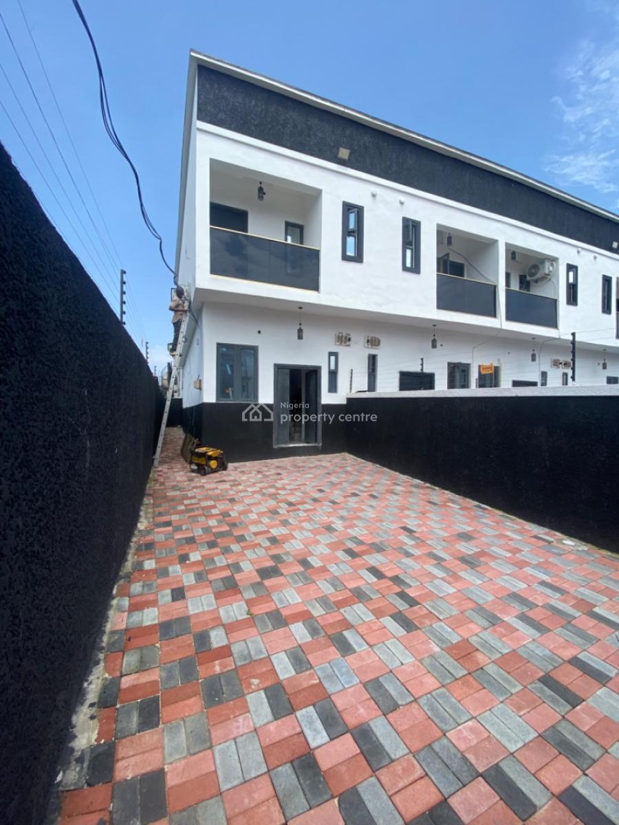 3 Bedroom Terrace Duplex in an Estate, Sangotedo, Ajah, Lagos, Terraced Duplex for Rent