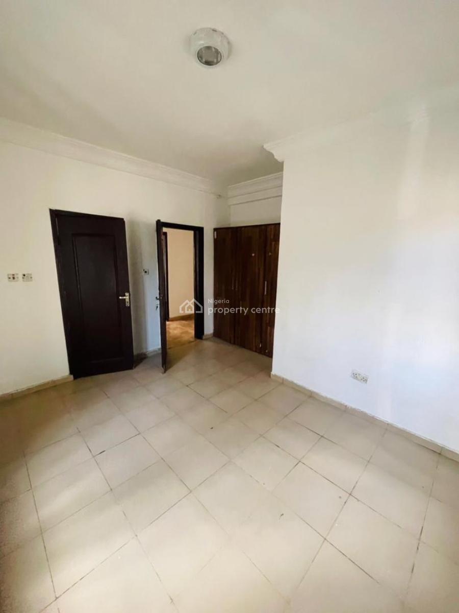 Neat 3 Bedroom Apartment Not Far From Express, Ikota Villa Estate, Ikota, Lekki, Lagos, Flat / Apartment for Rent