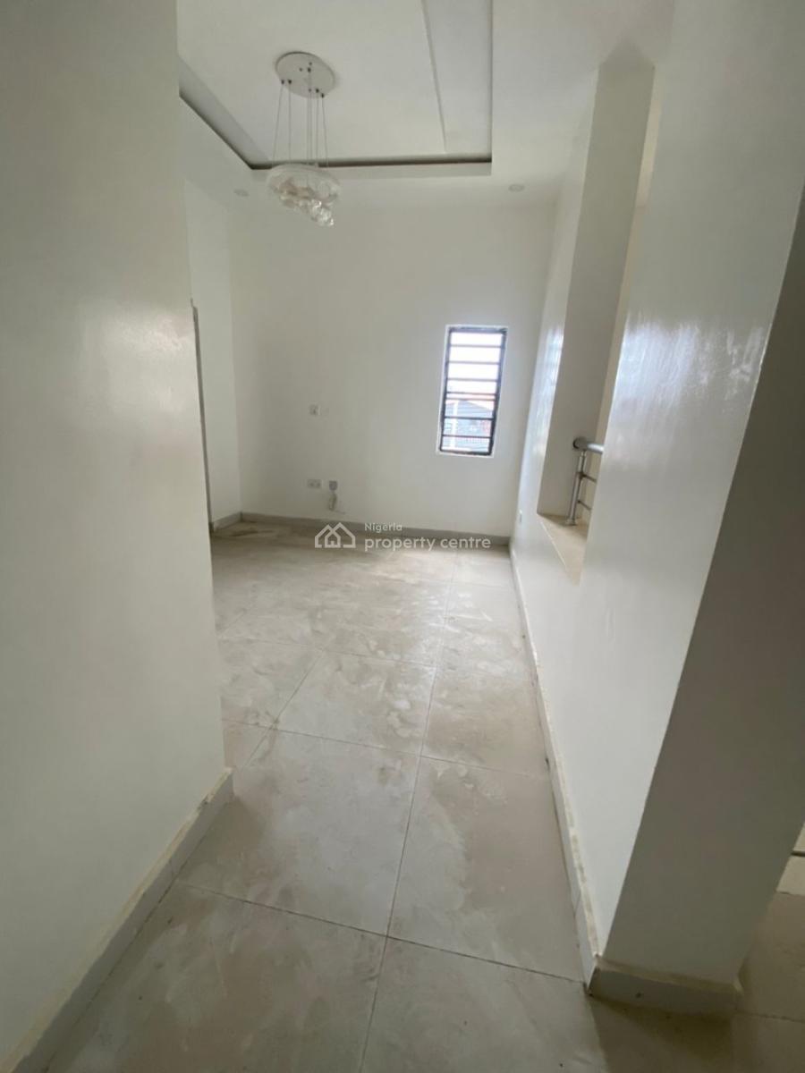 Spacious 4 Bedroom Terrace Duplex in an Estate, Sangotedo, Ajah, Lagos, Terraced Duplex for Rent
