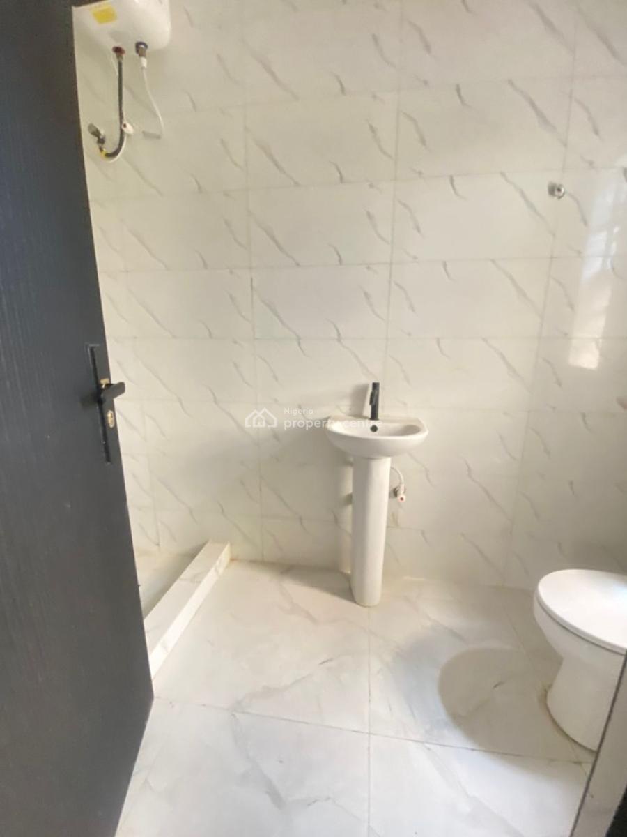 3 Bedroom Terrace Duplex in an Estate, Sangotedo, Ajah, Lagos, Terraced Duplex for Rent