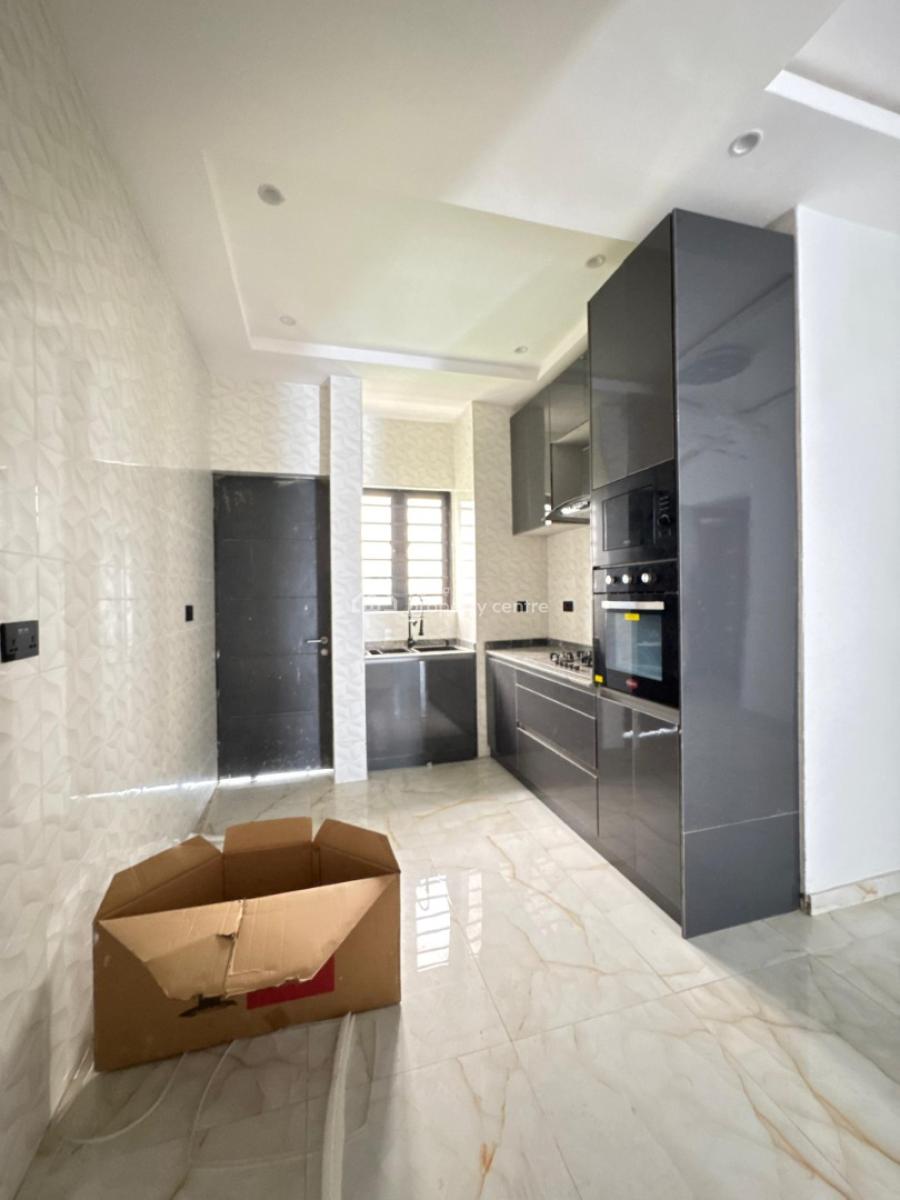 Beautiful Well Built 2 Bedroom & 3 Bedroom Apartment in a Well Secured, Surulere, Lagos, Flat / Apartment for Sale