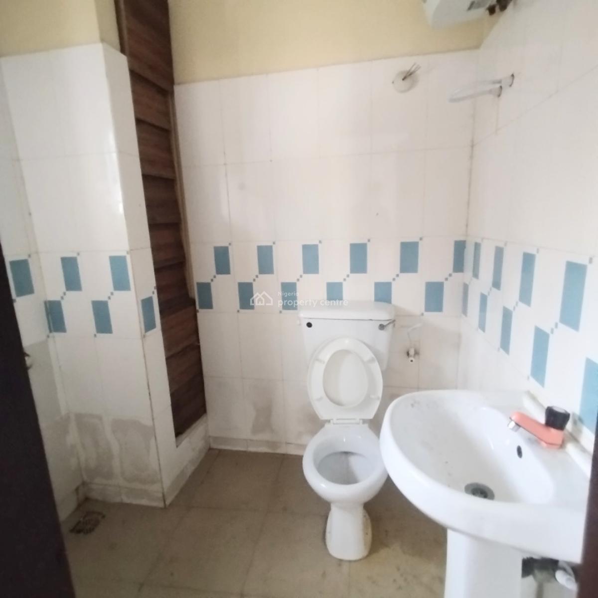 Spacious 3 Bedroom Flat, Ikota Villa, Ikota, Lekki, Lagos, Flat / Apartment for Rent
