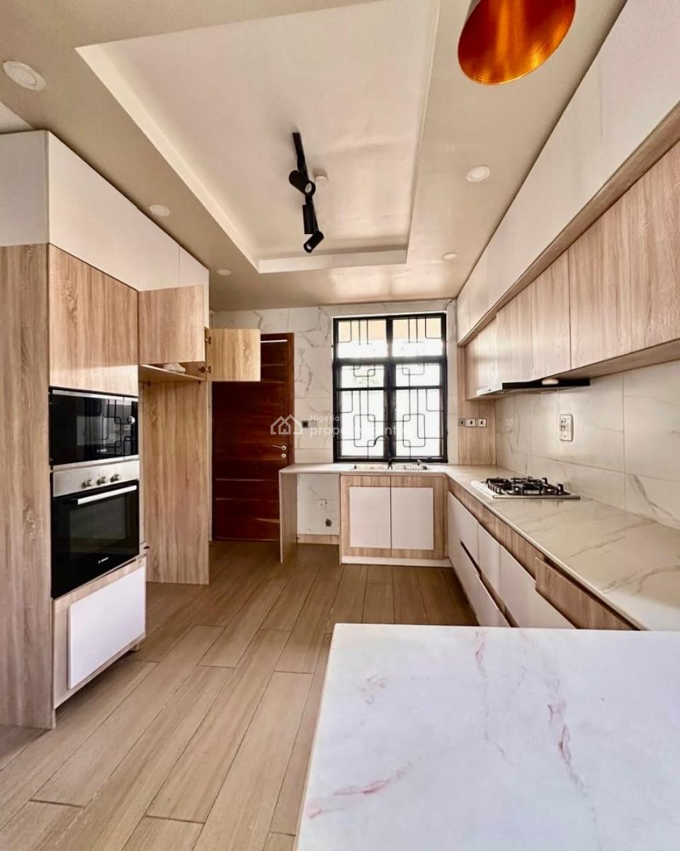 Luxury and Premium, Lekki Phase 1, Lekki, Lagos, Terraced Duplex for Rent