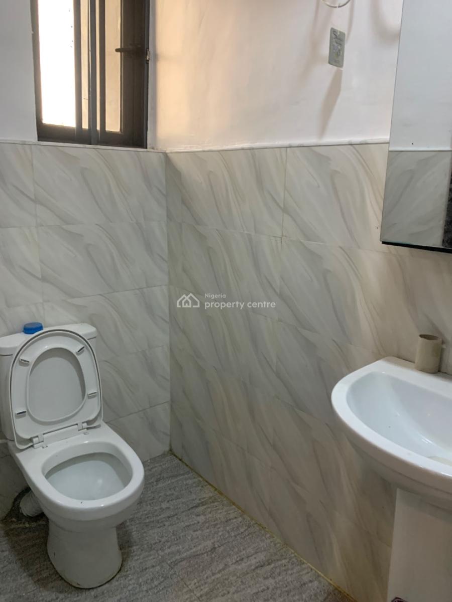 Nice and Spacious 2 Bedroom, Gbagada, Lagos, Flat / Apartment for Rent