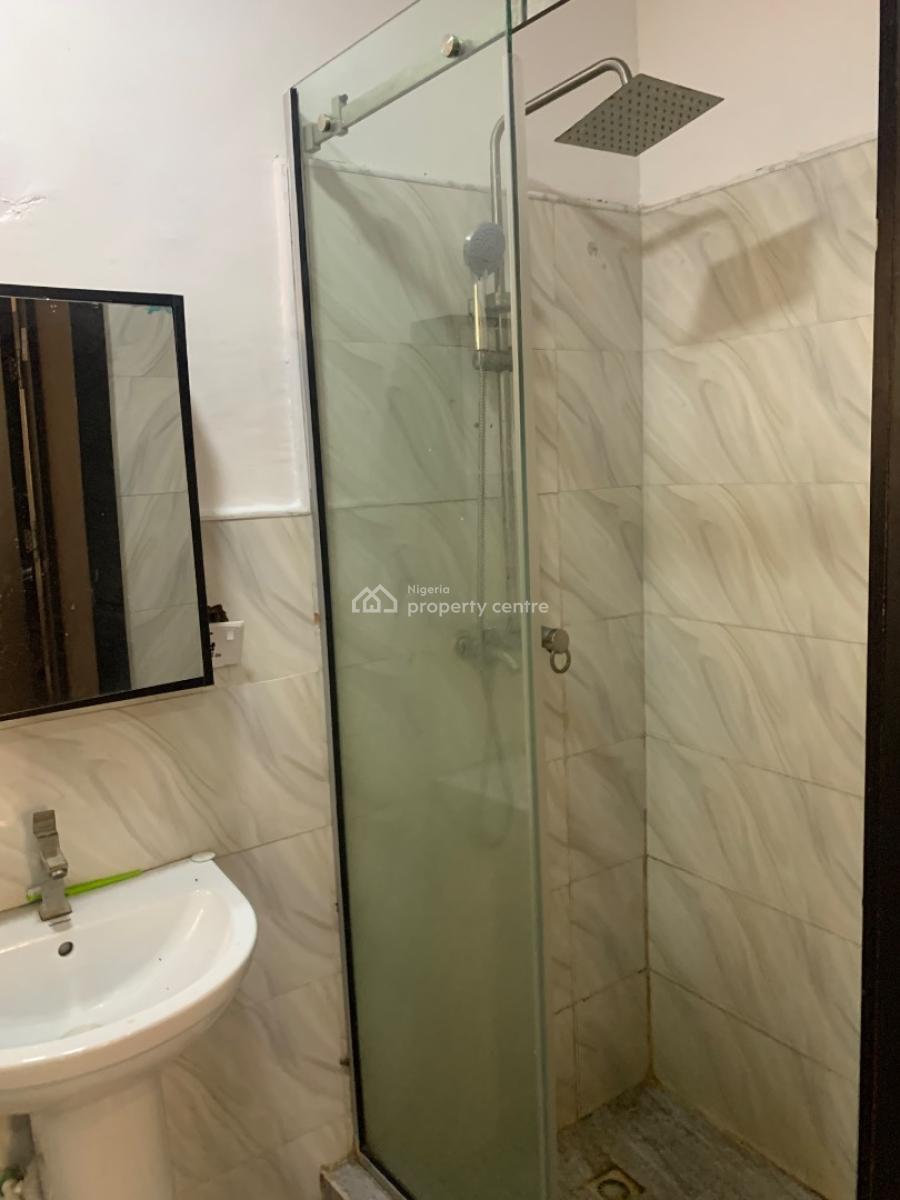 Nice and Spacious 2 Bedroom, Gbagada, Lagos, Flat / Apartment for Rent