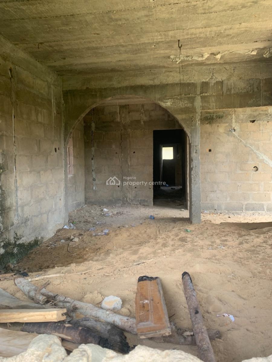 Hot Super Distress Property 3 Bedroom Flat Up &down Floor Carcass, Iposhe Estate,magbon ,badagry Express Way,lagos, Nigeria, Magbon, Badagry, Lagos, Block of Flats for Sale