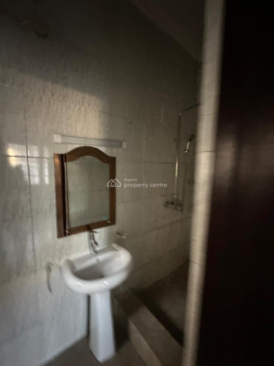 2 Bedroom Apartment, Lekki Phase 1, Lekki, Lagos, Flat / Apartment for Rent