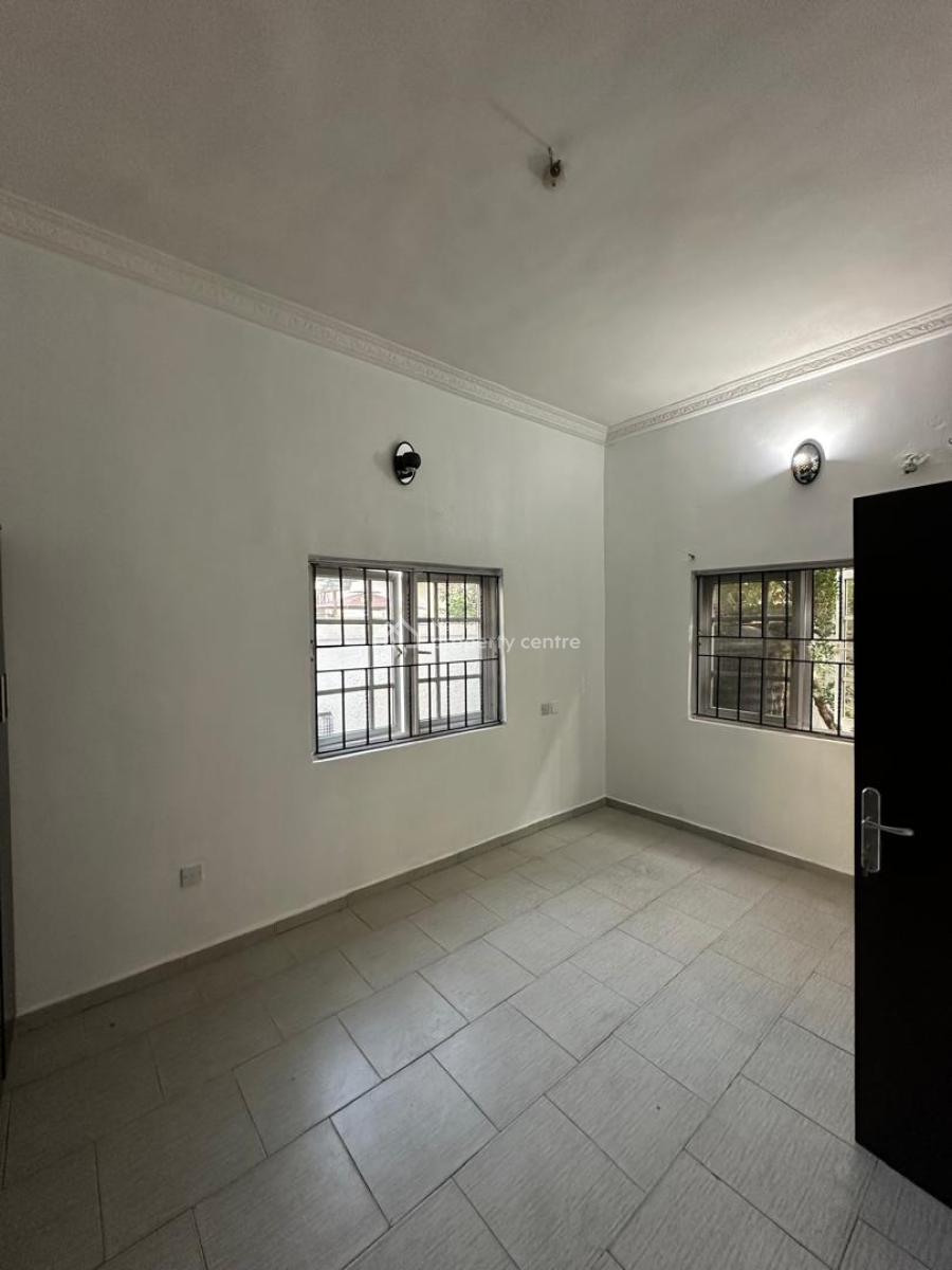 2 Bedroom Apartment, Lekki Phase 1, Lekki, Lagos, Flat / Apartment for Rent