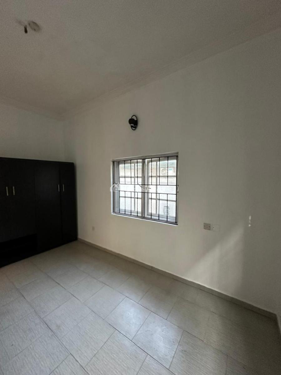 2 Bedroom Apartment, Lekki Phase 1, Lekki, Lagos, Flat / Apartment for Rent