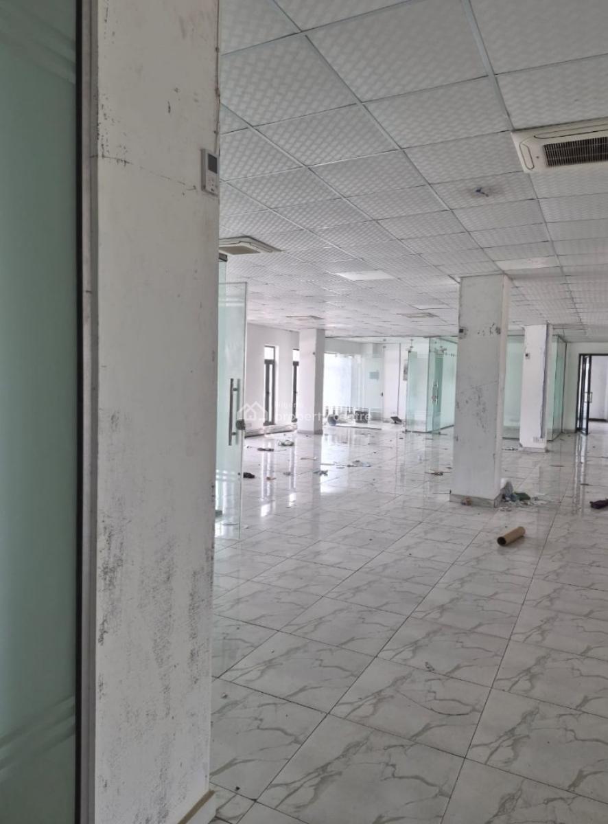 Contemporary 350sqm Serviced Office Space, Agidingbi, Ikeja, Lagos, Office Space for Rent
