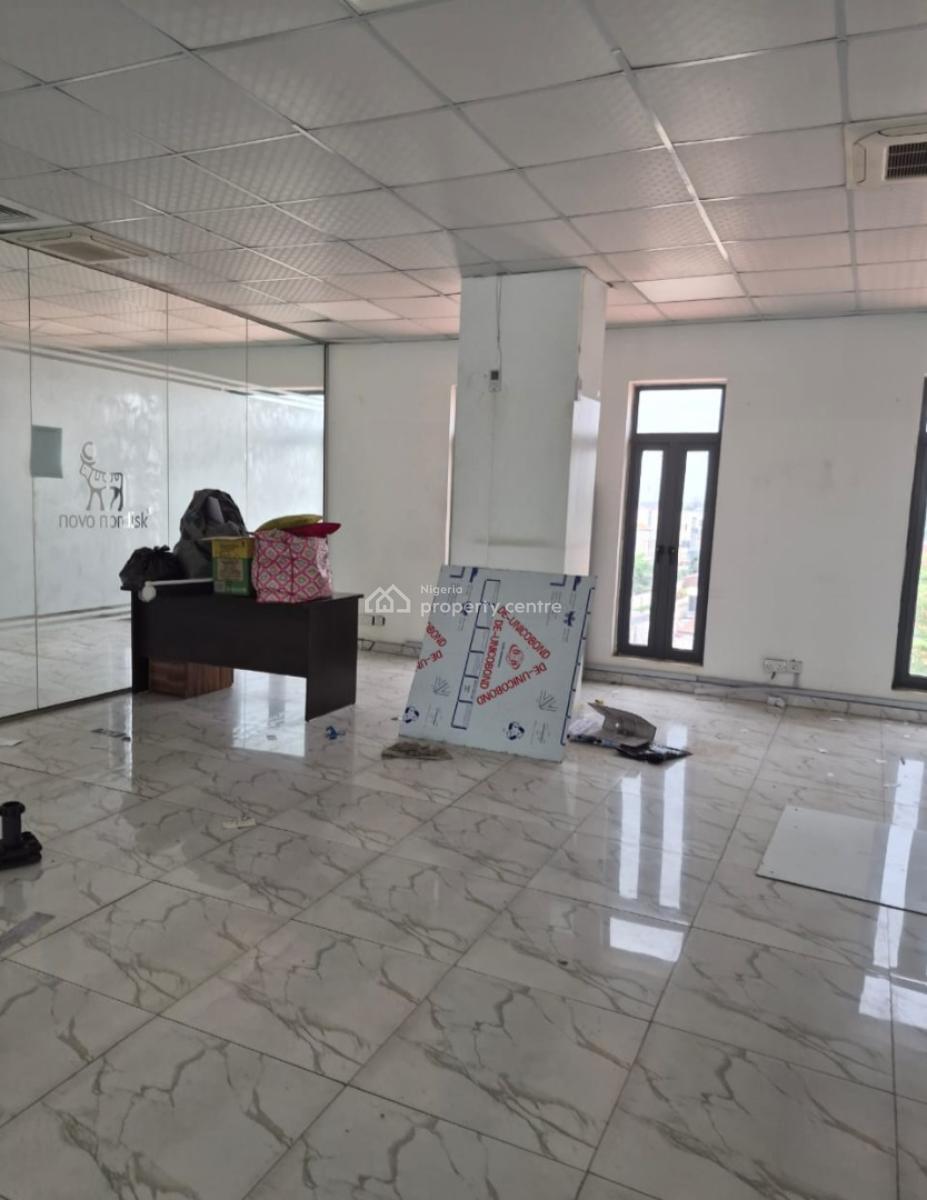 Contemporary 350sqm Serviced Office Space, Agidingbi, Ikeja, Lagos, Office Space for Rent