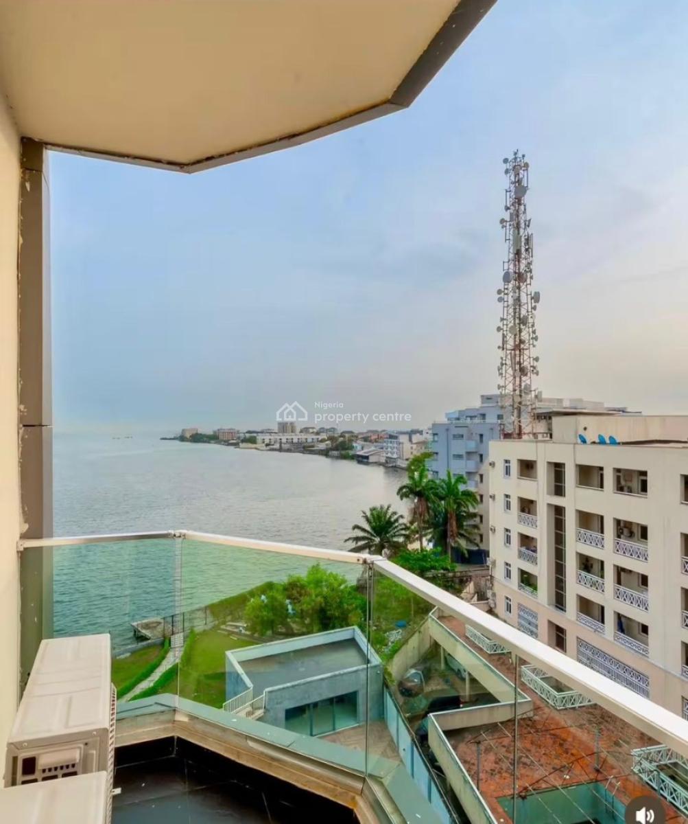 3 Bedroom Waterfront Apartment with Ps5,swimming Pool,gym and Balconie, Joneer Court Admiralty Way, Lekki Phase 1, Lekki, Lagos, Self Contain (single Rooms) Short Let