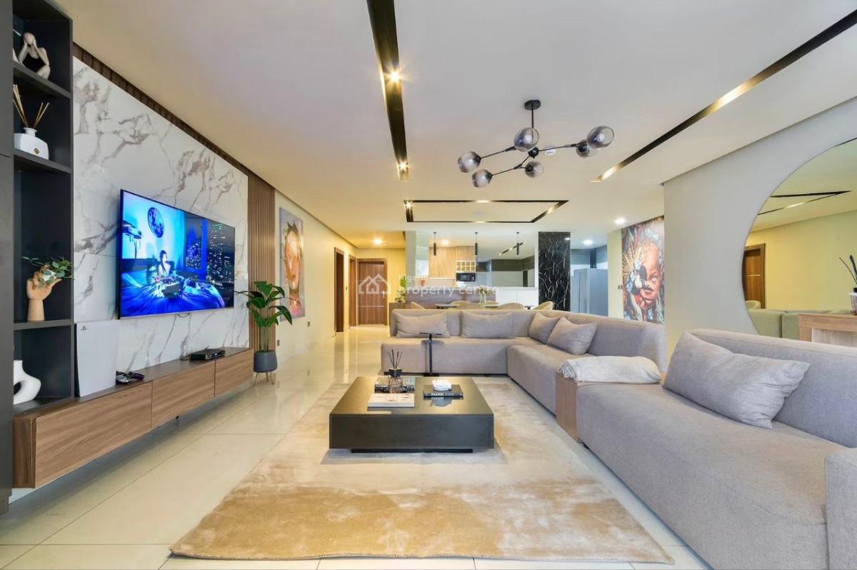 3 Bedroom Waterfront Apartment with Ps5,swimming Pool,gym and Balconie, Joneer Court Admiralty Way, Lekki Phase 1, Lekki, Lagos, Self Contain (single Rooms) Short Let
