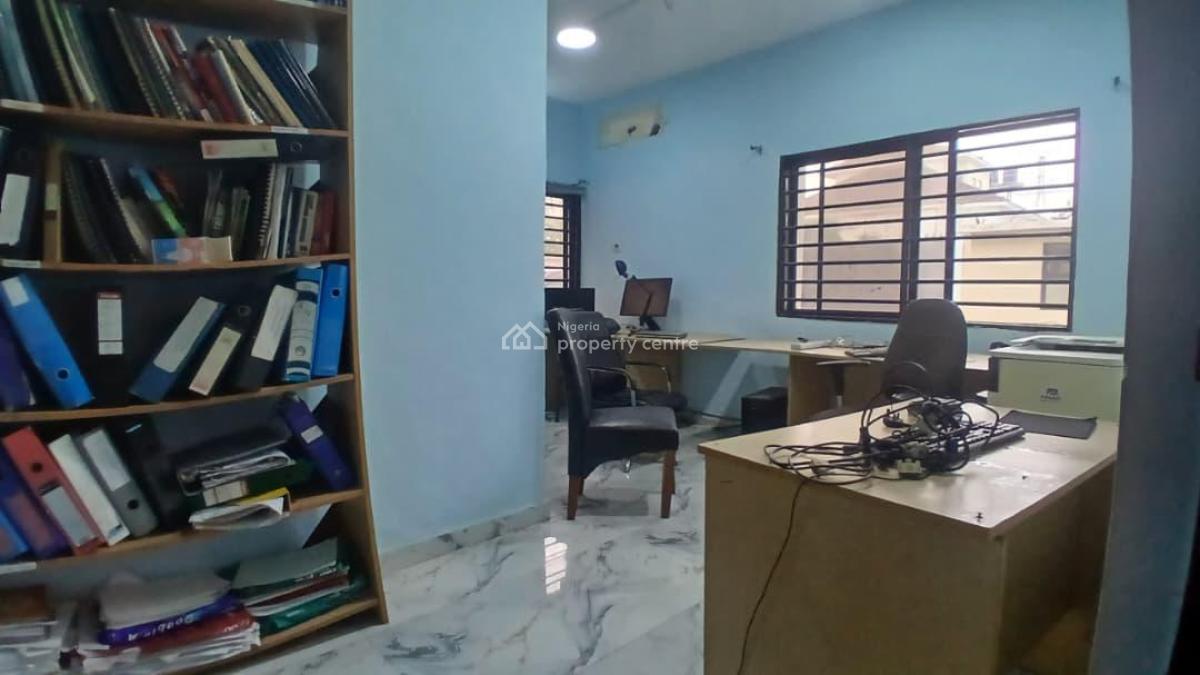 5 Bedroom Semi Detached House, Lekki Phase 1, Lekki, Lagos, Commercial Property for Rent