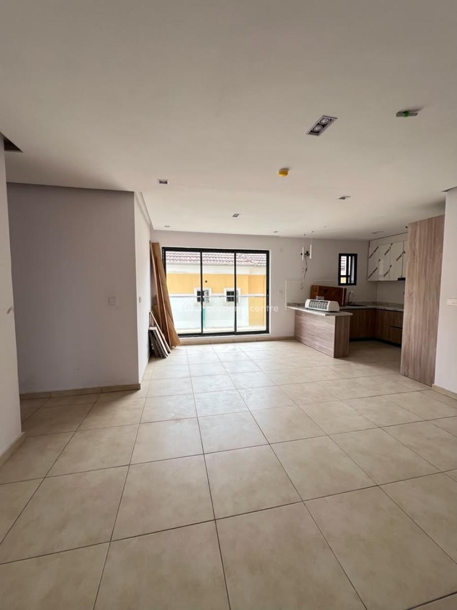 Serviced 2 Bedroom Apartment with Pool, Ologolo, Ologolo, Lekki, Lagos, Flat / Apartment for Sale