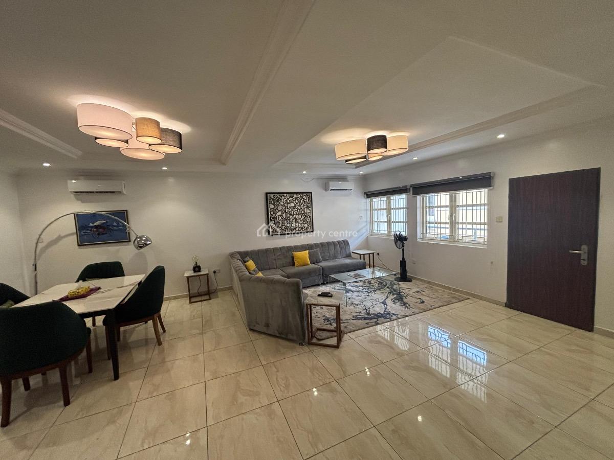 Spacious 3 Bedroom Apartment, Lekki Phase 1, Lekki, Lagos, Flat / Apartment Short Let