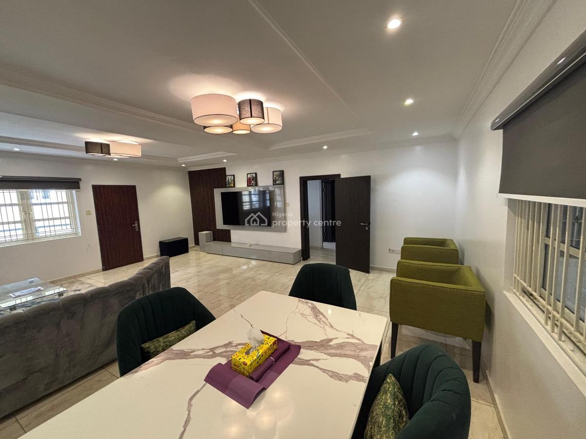 Spacious 3 Bedroom Apartment, Lekki Phase 1, Lekki, Lagos, Flat / Apartment Short Let