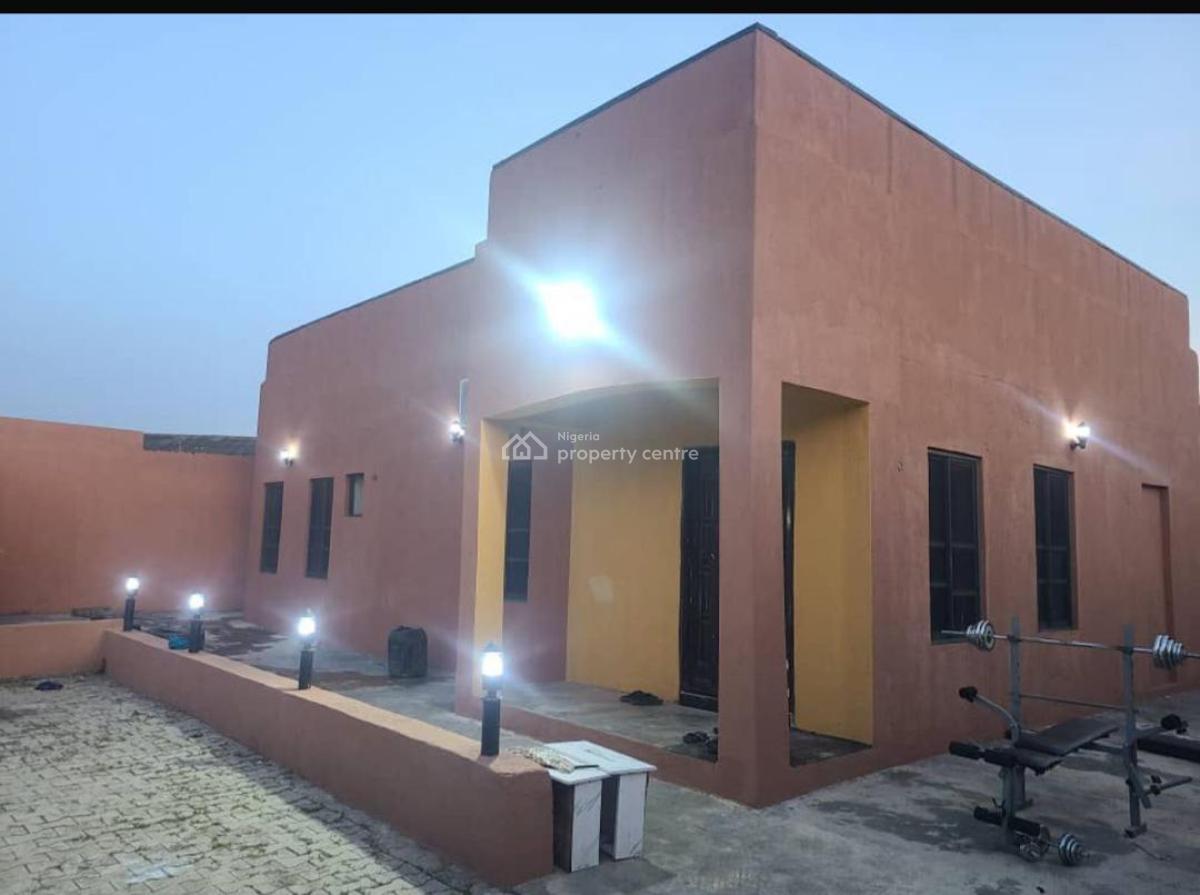 4 Apartments in Compound, Osaro Akute, Akute, Ifo, Ogun, Flat / Apartment for Sale