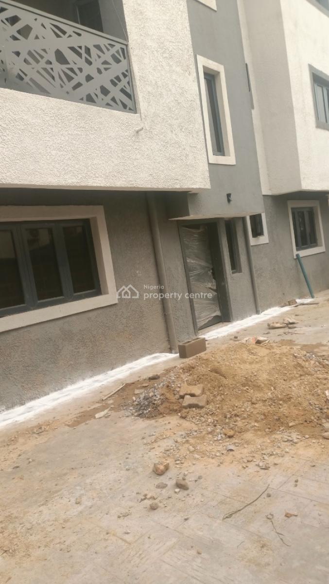 Newly Renovated Block of Flats, Maryland Crescent, Maryland, Lagos, Flat / Apartment for Rent
