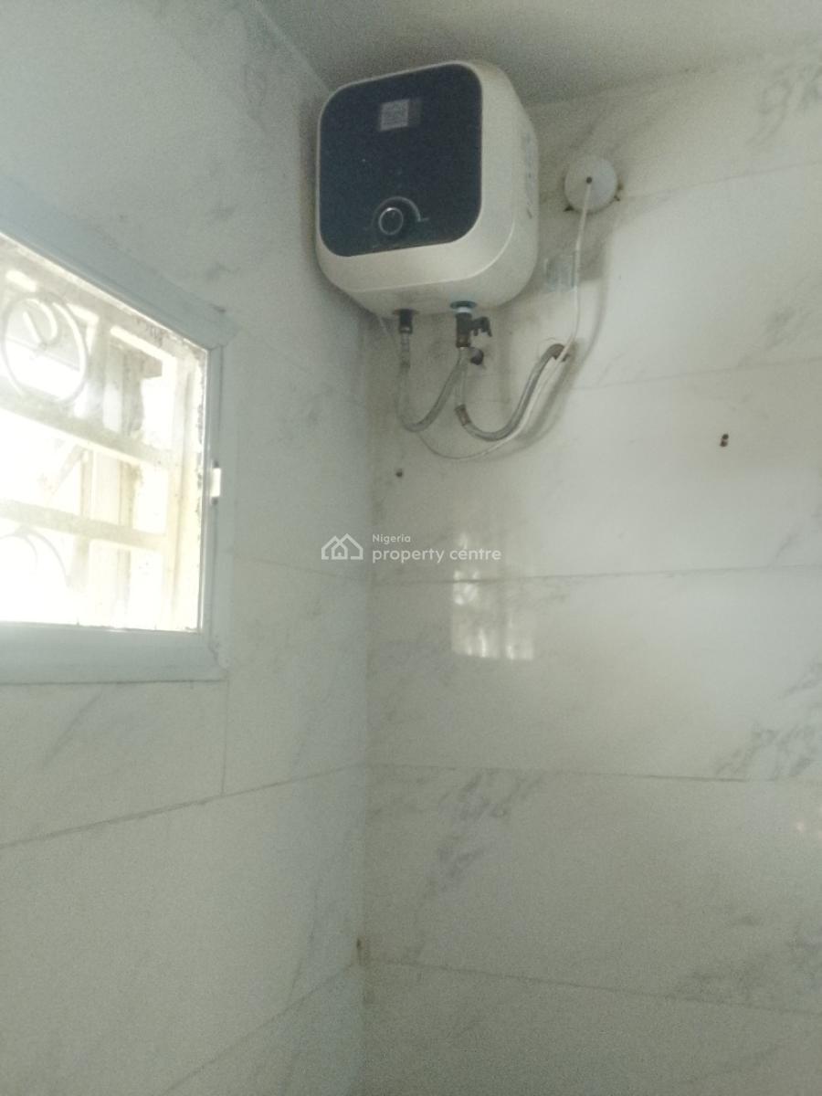 a Master Bedroom Studio Apartment, Chevron Drive, Lekki Paradise 3 Estate, Lekki, Lagos, Self Contain (single Rooms) for Rent