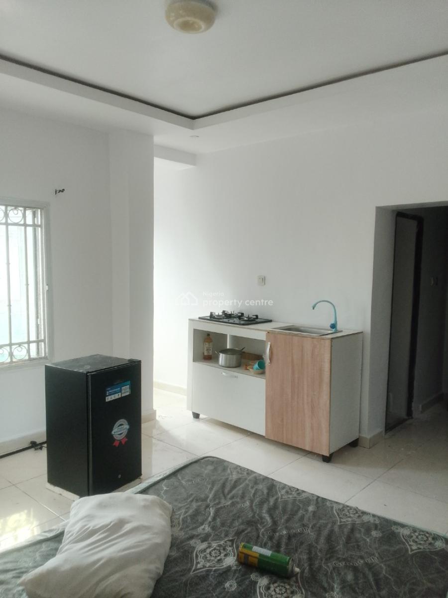 a Master Bedroom Studio Apartment, Chevron Drive, Lekki Paradise 3 Estate, Lekki, Lagos, Self Contain (single Rooms) for Rent