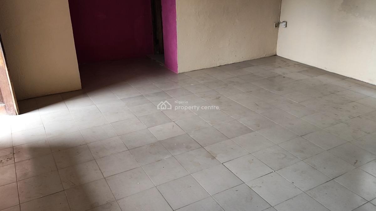 1 Bedroom Ground Floor Flat, Oluwafemi Street Opp Federal Low Cost Estate, Sabo, Ikorodu, Lagos, Mini Flat (room and Parlour) for Rent
