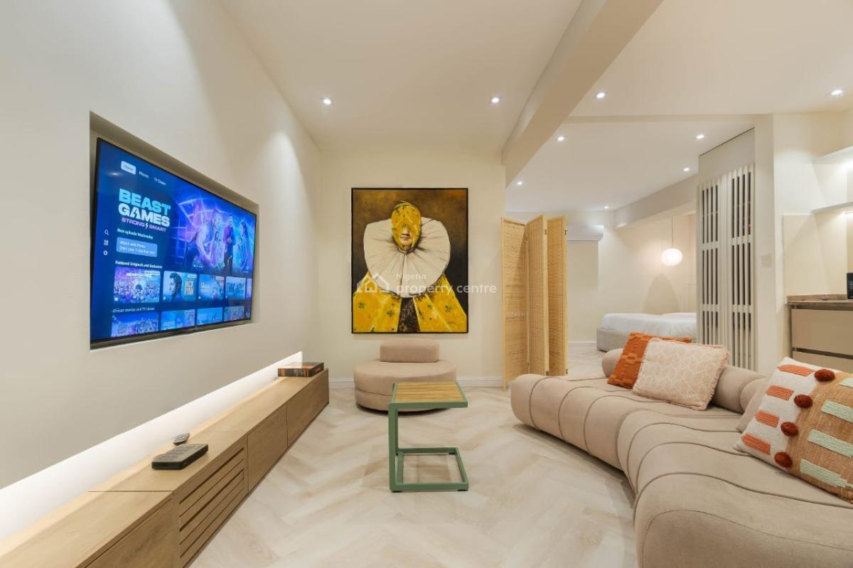 Luxury Spacious 1bed Studio with Gym in a Secured Estate, Lekki Phase 1, Lekki, Lagos, Flat / Apartment Short Let