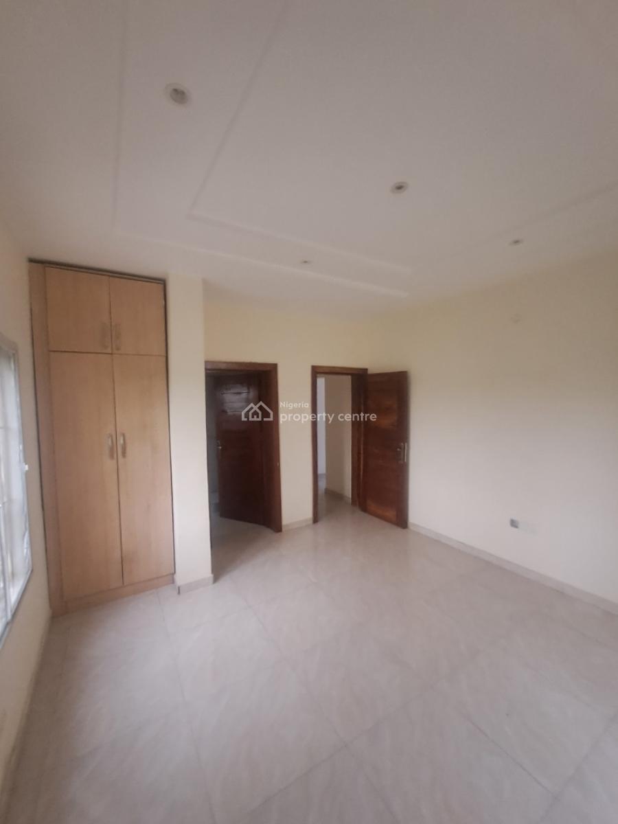 Well Built 2 Bedroom Apartment in a Gated Estate in Ikate, Back of House on The Rock, Ikate Elegushi, Lekki, Lagos, Flat / Apartment for Rent