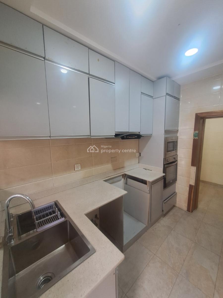Well Built 2 Bedroom Apartment in a Gated Estate in Ikate, Back of House on The Rock, Ikate Elegushi, Lekki, Lagos, Flat / Apartment for Rent