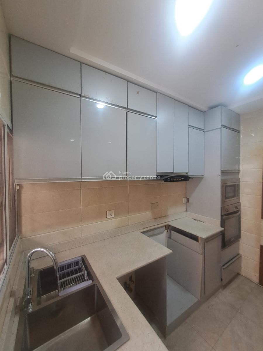 Well Built 2 Bedroom Apartment in a Gated Estate in Ikate, Back of House on The Rock, Ikate Elegushi, Lekki, Lagos, Flat / Apartment for Rent