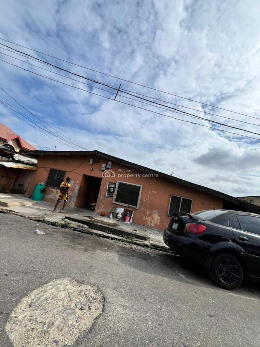 Bungalow on a Full Plot Available, Aguda Surulere, Aguda, Surulere, Lagos, Detached Bungalow for Sale