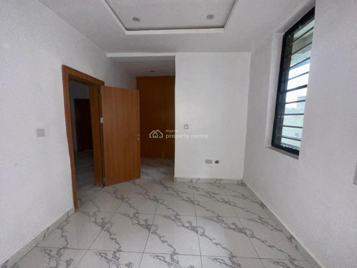 Luxury 3 Bedroom Spacious Apartment, Tarred Access Road, Jahi, Abuja, Flat / Apartment for Rent