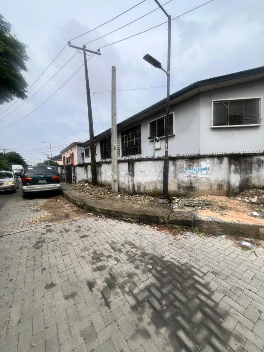 Blocks of 4 Bedroom of 3 Bedroom Available, Ogunlana Drive, Ogunlana, Surulere, Lagos, Block of Flats for Sale