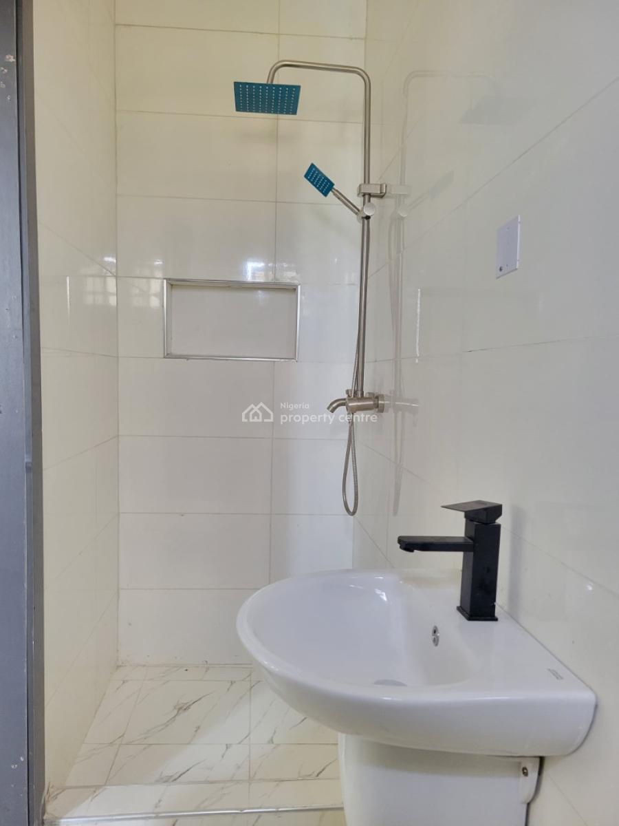 Luxury Two Bedroom Apartment, Lekki Scheme 2 Abraham Adesanya, Lekki, Lagos, Flat / Apartment for Rent