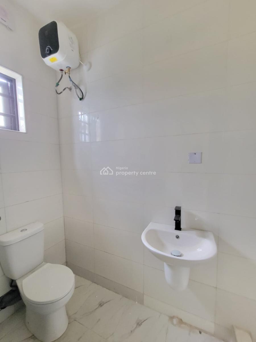 Luxury Two Bedroom Apartment, Lekki Scheme 2 Abraham Adesanya, Lekki, Lagos, Flat / Apartment for Rent
