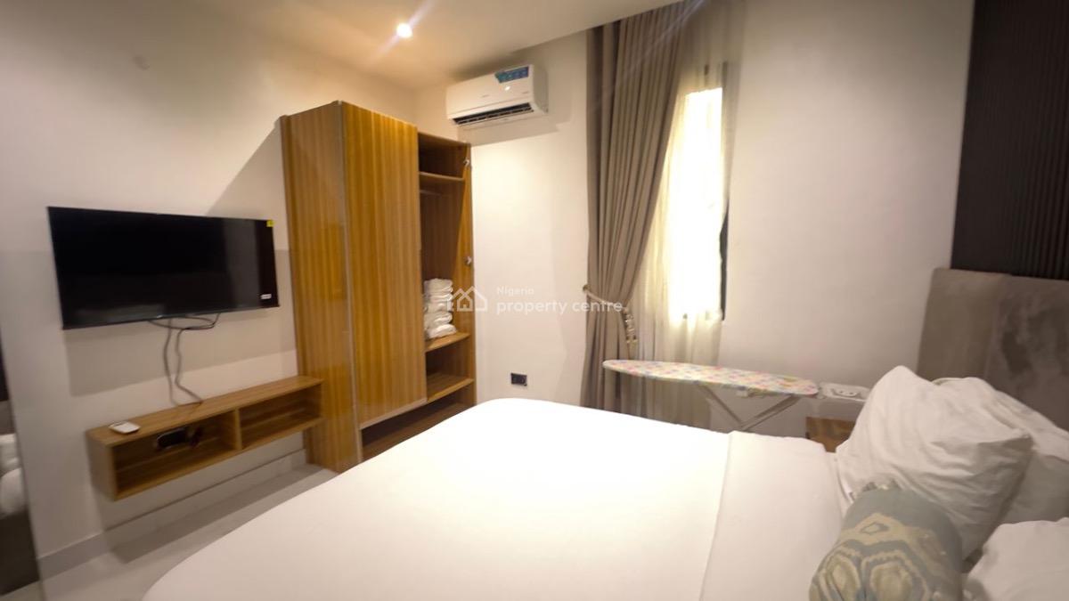Luxurious 2bedroom, Lekki Phase 1, Lekki Phase 1, Lekki, Lagos, Flat / Apartment for Rent