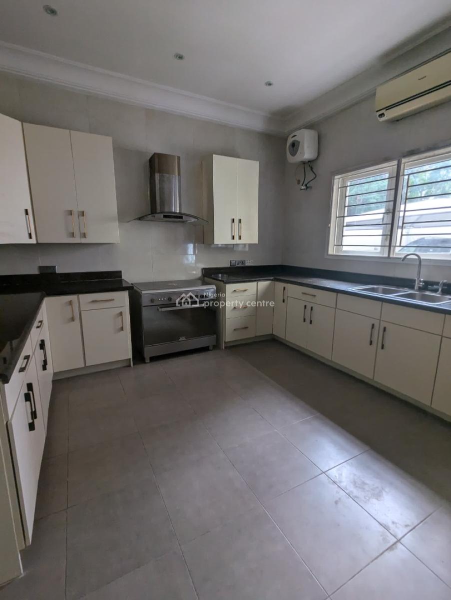 Luxurious 2 Bedroom Unfurnished Apartment with 1 Room Bq, Banana Island, Ikoyi, Lagos, Flat / Apartment for Rent
