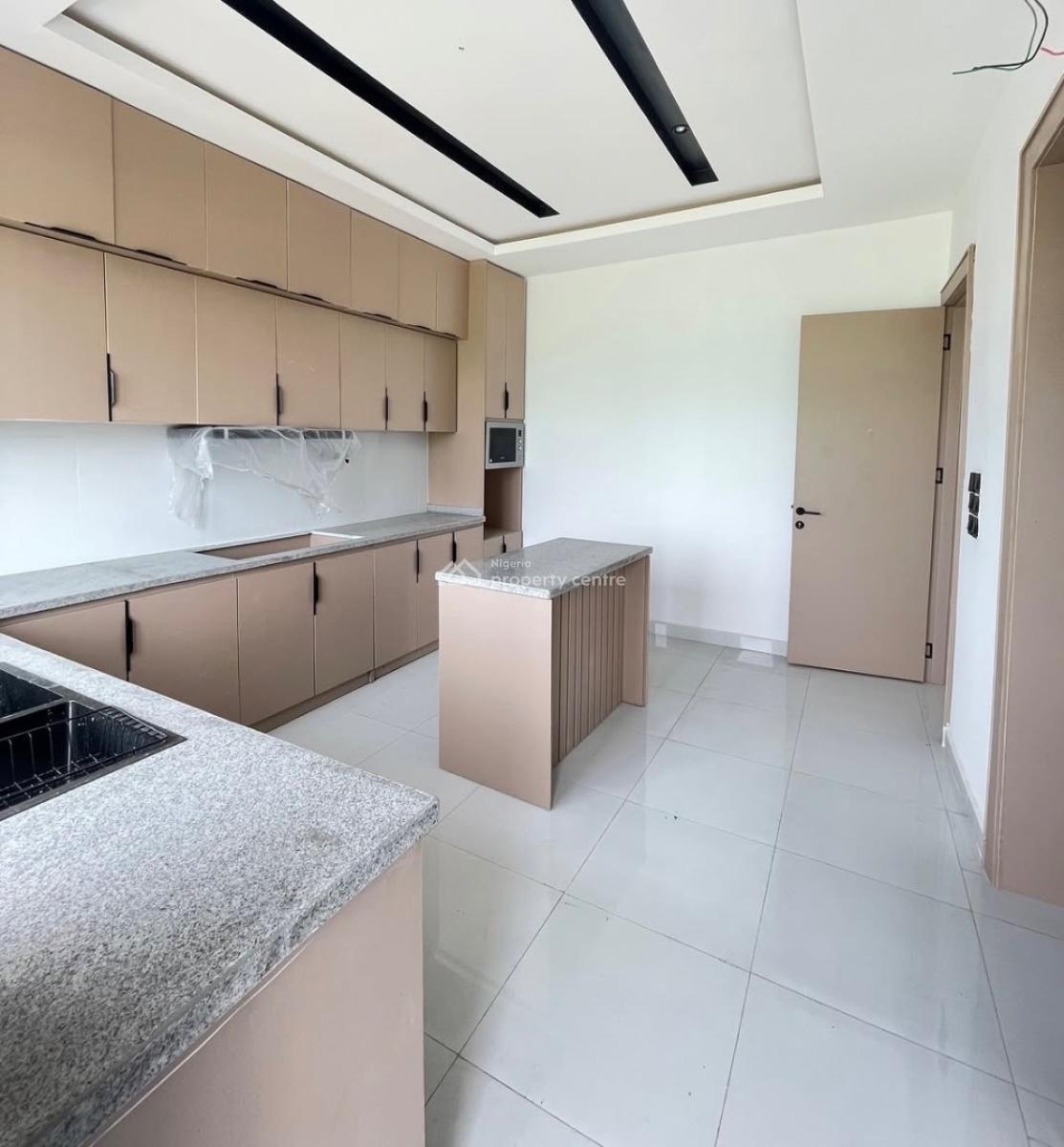 Lovely 3 Bedroom Penthouse with Bq, Lekki Phase 1, Lekki Phase 1, Lekki, Lagos, Detached Duplex for Sale