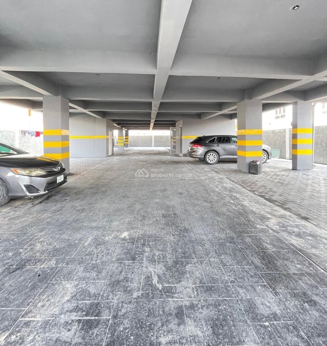 Lovely 3 Bedroom Penthouse with Bq, Lekki Phase 1, Lekki Phase 1, Lekki, Lagos, Detached Duplex for Sale