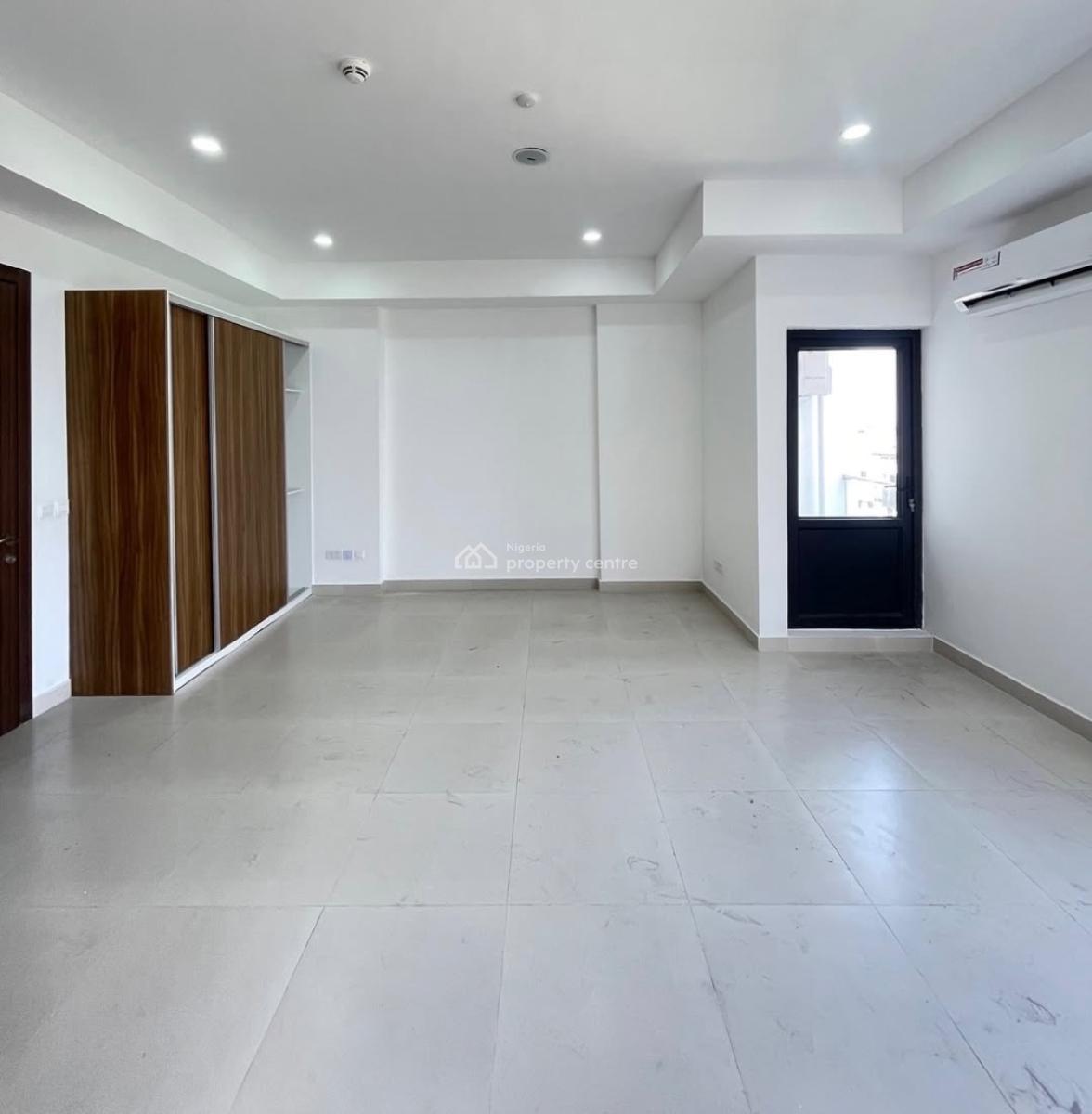 Lovely 3 Bedroom Apartment with Pool,gym and Bq, Lekki Phase 1, Lekki Phase 1, Lekki, Lagos, Block of Flats for Sale
