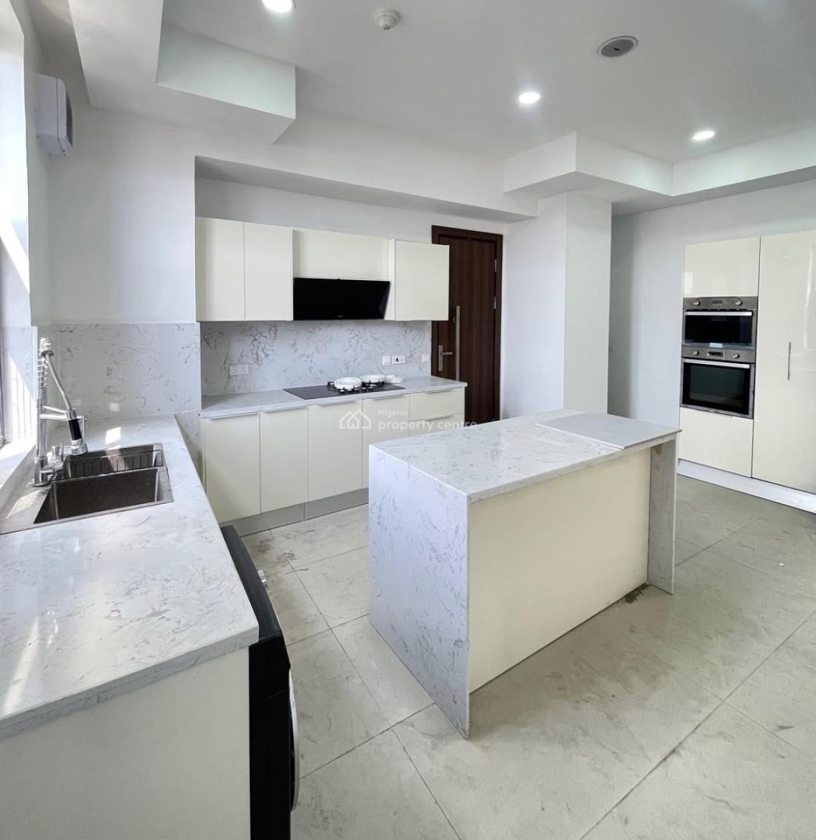 Lovely 3 Bedroom Apartment with Pool,gym and Bq, Lekki Phase 1, Lekki Phase 1, Lekki, Lagos, Block of Flats for Sale