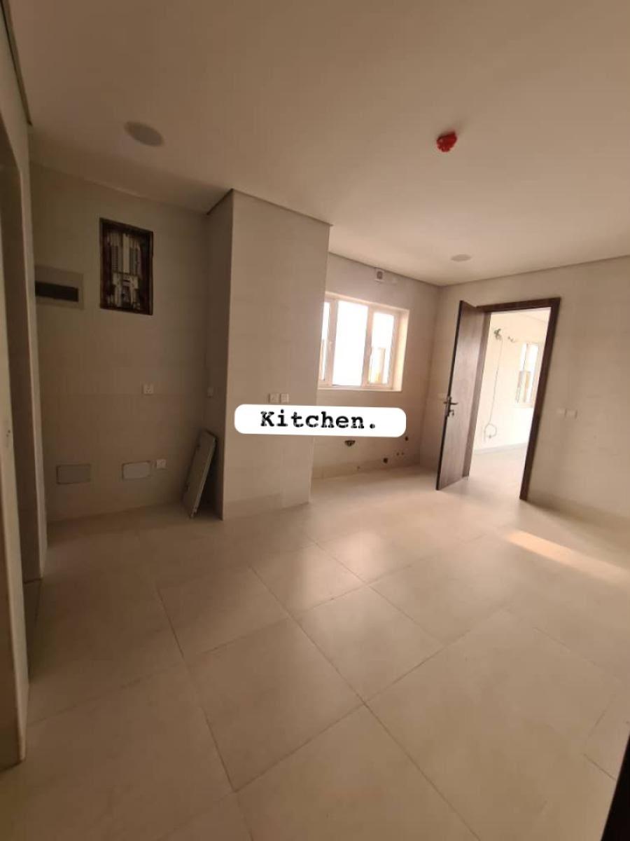 Newly Built Spacious 4 Bedrooms Duplex with Bq, Chevron Drive, Lekki, Lagos, Semi-detached Duplex for Rent