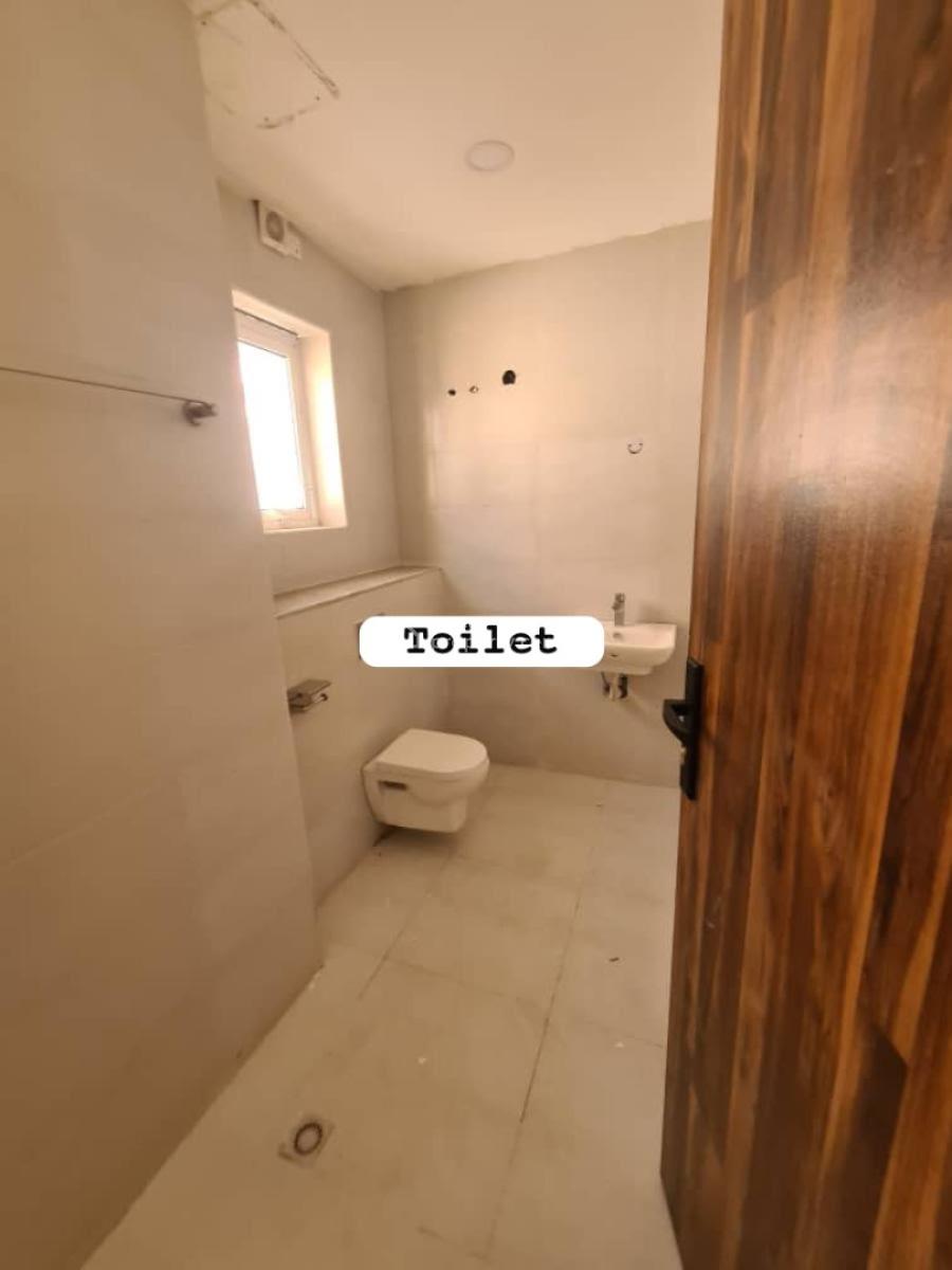 Newly Built Spacious 4 Bedrooms Duplex with Bq, Chevron Drive, Lekki, Lagos, Semi-detached Duplex for Rent