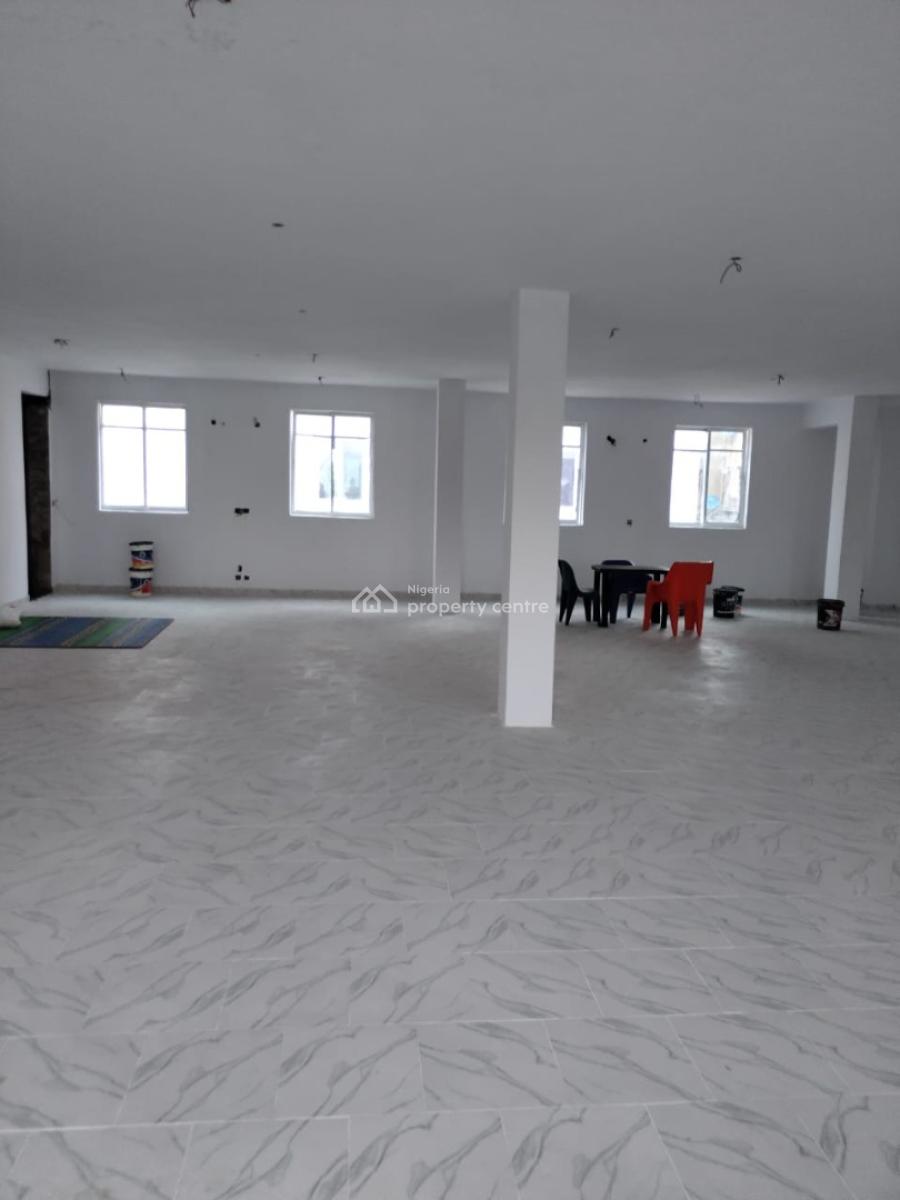 Nice and Well Finished 1,230sqm Open Plan Office, Alagomeji, Yaba, Lagos, Office Space for Rent