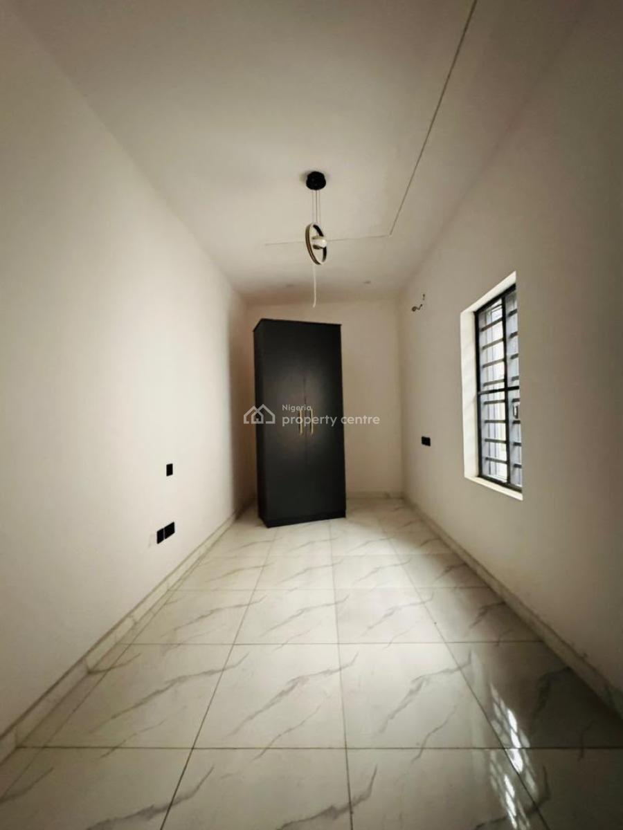 Spaciously Built 4 Bedroom Semi Detached Duplex, Yaba, Lagos, Semi-detached Duplex for Sale