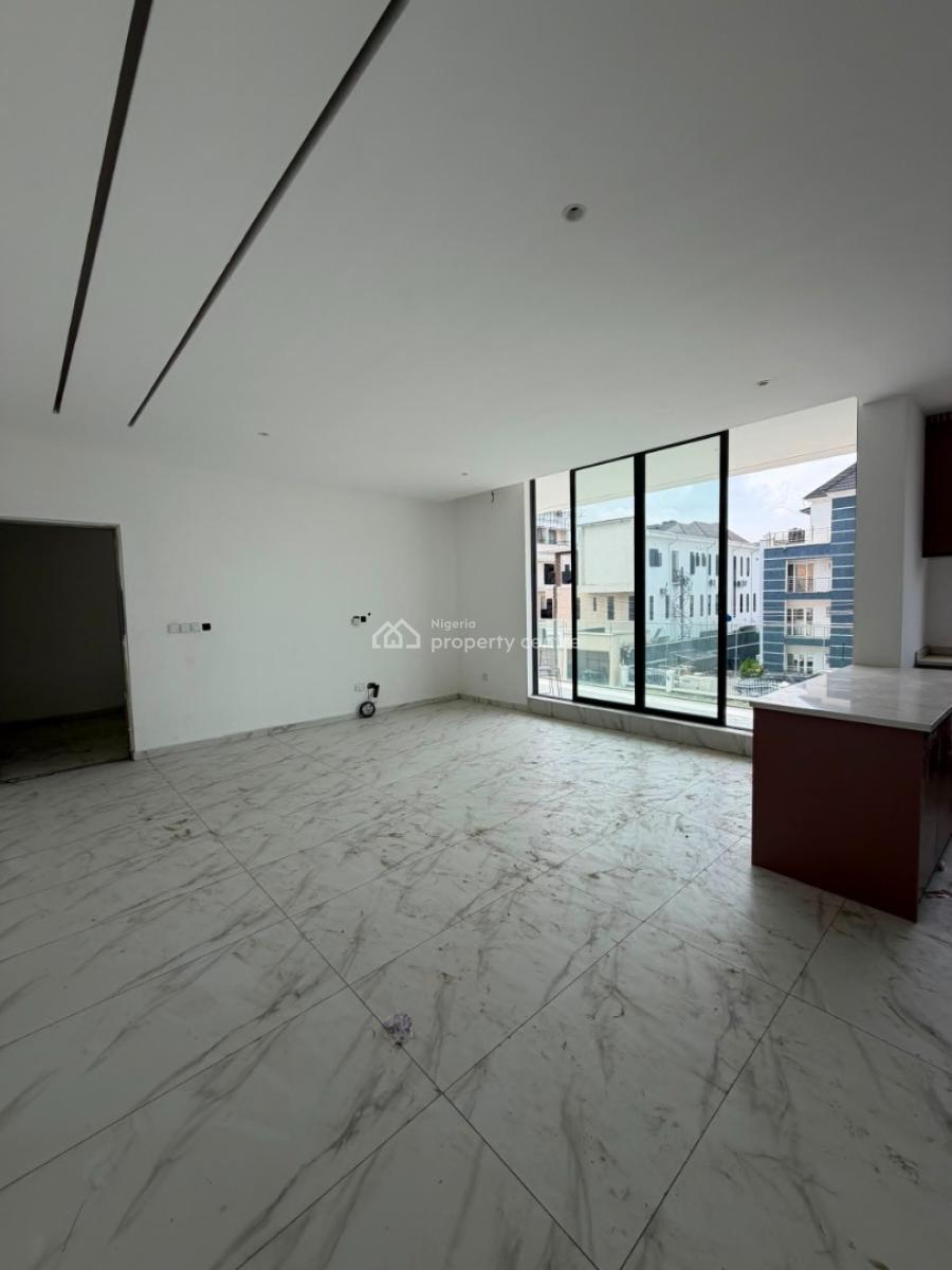 Distress Distress, Another Super Distress Sale, Lekki Phase 1, Lekki, Lagos, Block of Flats for Sale