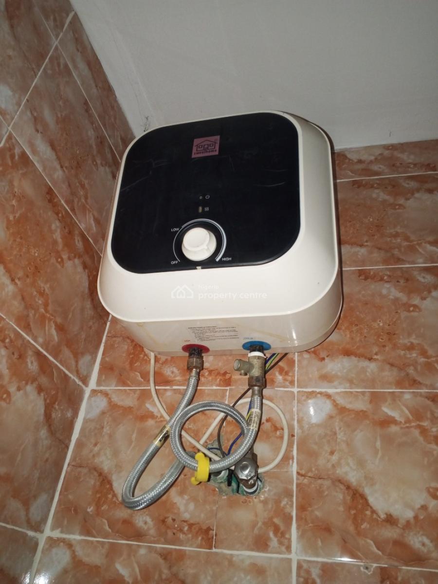 Sharp 2 Bedroom Flat, Sun View Estate Opposite Crown Estate.., Sangotedo, Ajah, Lagos, Flat / Apartment for Rent
